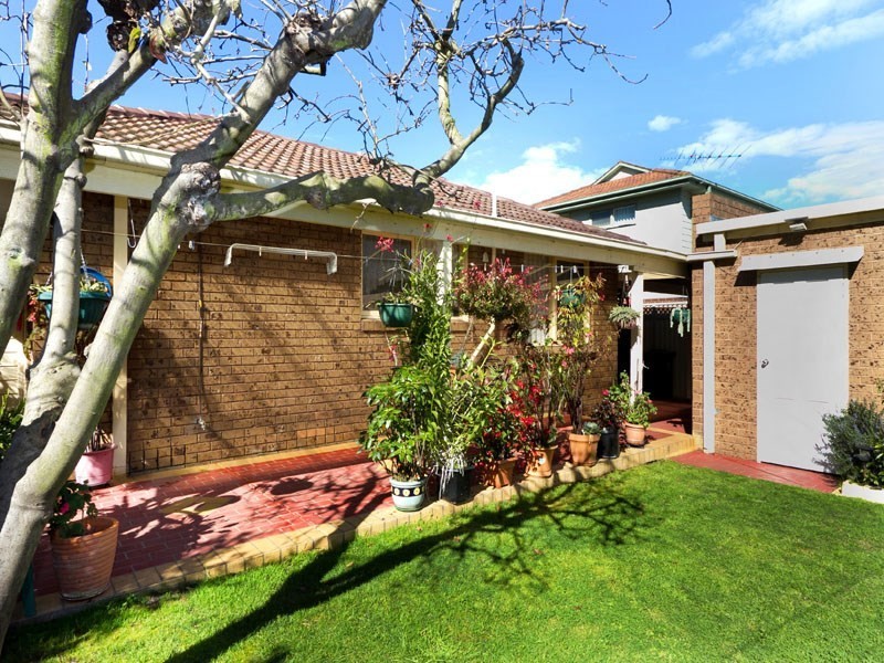 38 Village Drive, Dingley Village VIC 3172