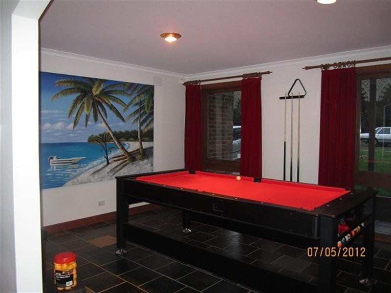 13 Golflinks Crescent, Dingley Village VIC 3172