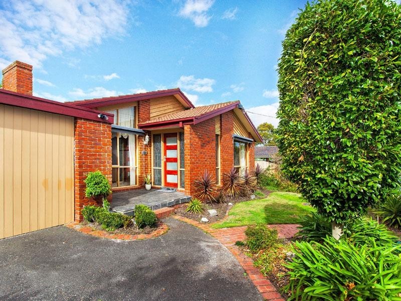 15 Mussert Avenue, Dingley Village VIC 3172
