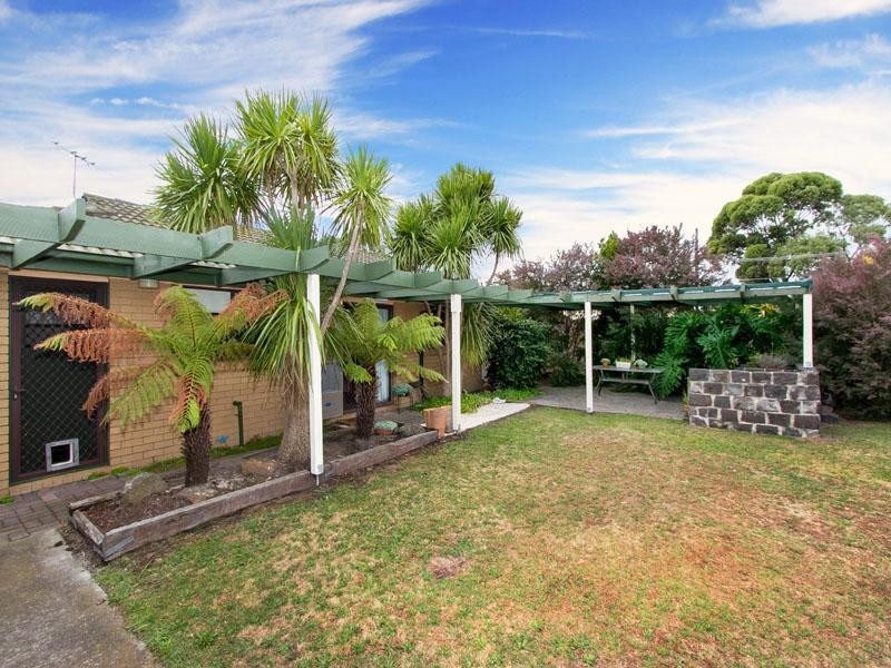 2 Twofold Close, Dingley Village VIC 3172