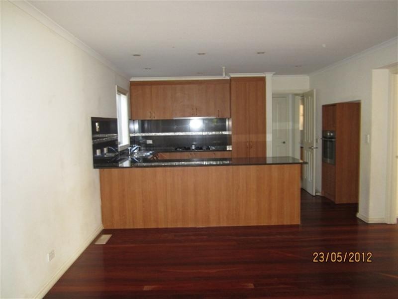 372 Warrigal Road, Cheltenham VIC 3192