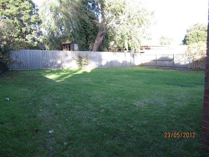 372 Warrigal Road, Cheltenham VIC 3192