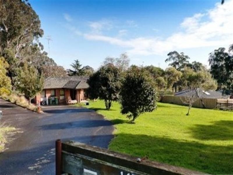 165 Pakenham Road, Pakenham VIC 3810