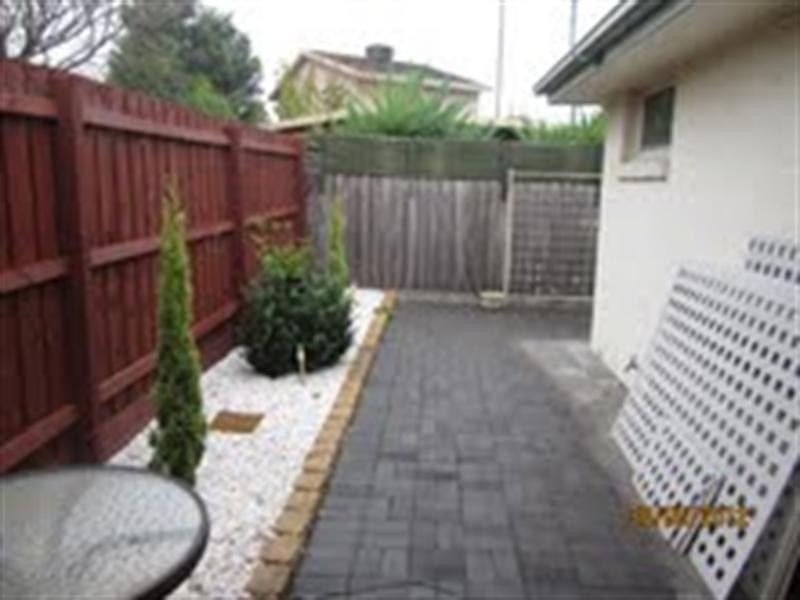 2/7 Pauline Avenue, Dingley Village VIC 3172