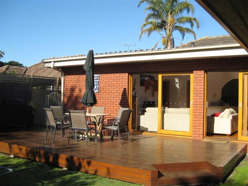 23 Parkin Avenue, Cheltenham VIC 3192