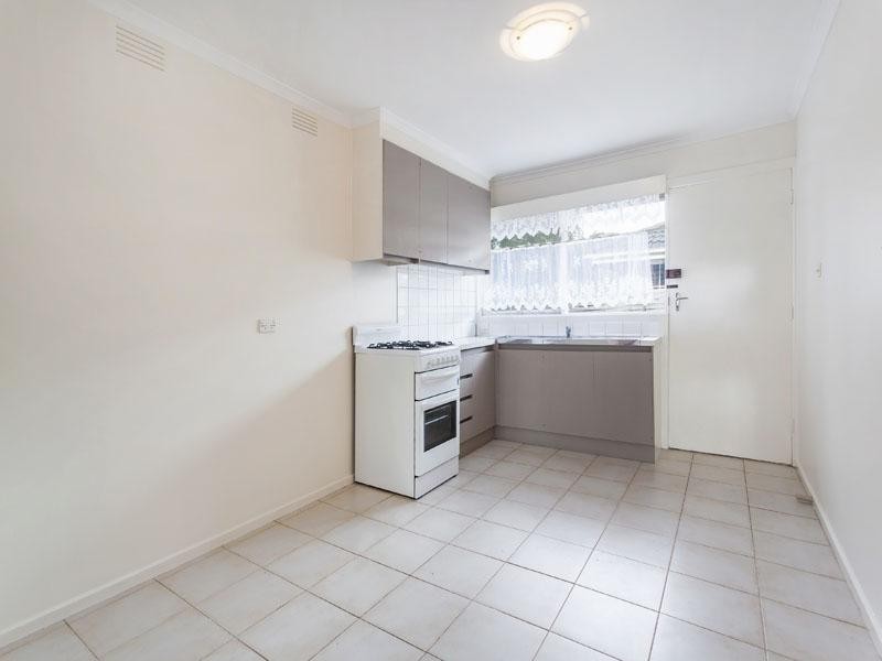 4/204 Warrigal Road, Cheltenham VIC 3192