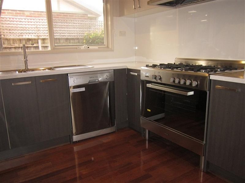 36 Tintern Mews, Cheltenham VIC 3192