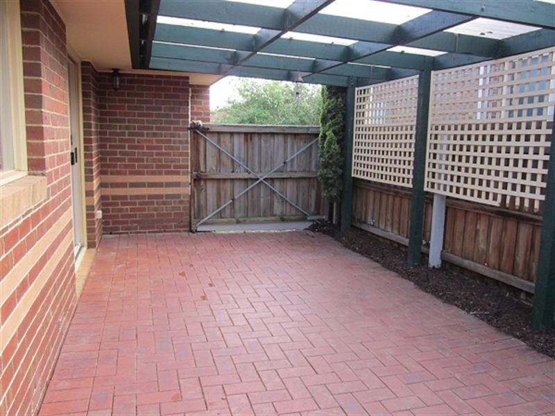 36 Tintern Mews, Cheltenham VIC 3192