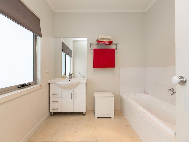 55A Tulip Grove, Cheltenham VIC 3192