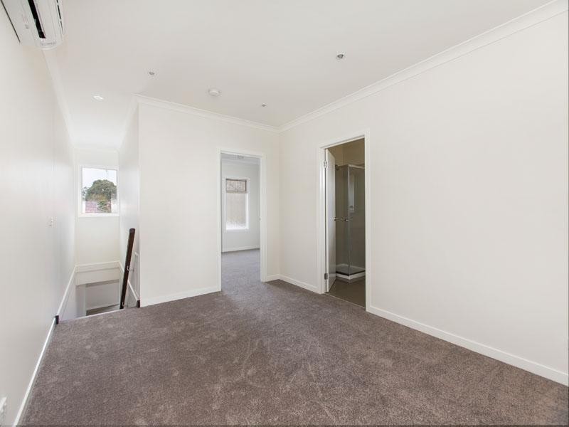 8A Sinclair Street, Cheltenham VIC 3192