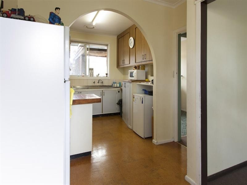 4 Nirringa Avenue, Aspendale VIC 3195