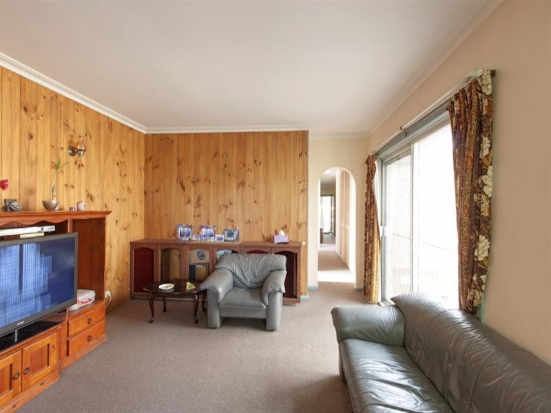 4 Nirringa Avenue, Aspendale VIC 3195