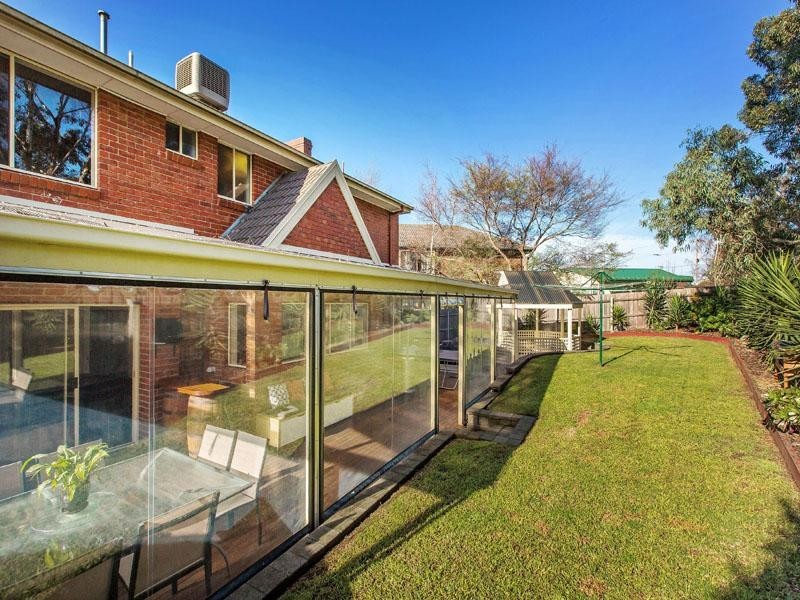 12 Blythe Court, Dingley Village VIC 3172
