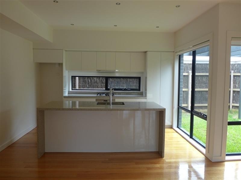 21 Camelia Grove, Cheltenham VIC 3192