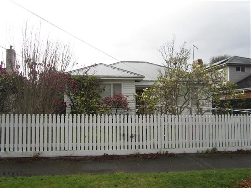 15 Eden Street, Cheltenham VIC 3192