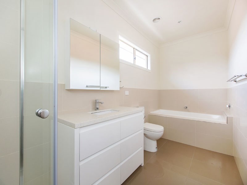 8A Sinclair Street, Cheltenham VIC 3192
