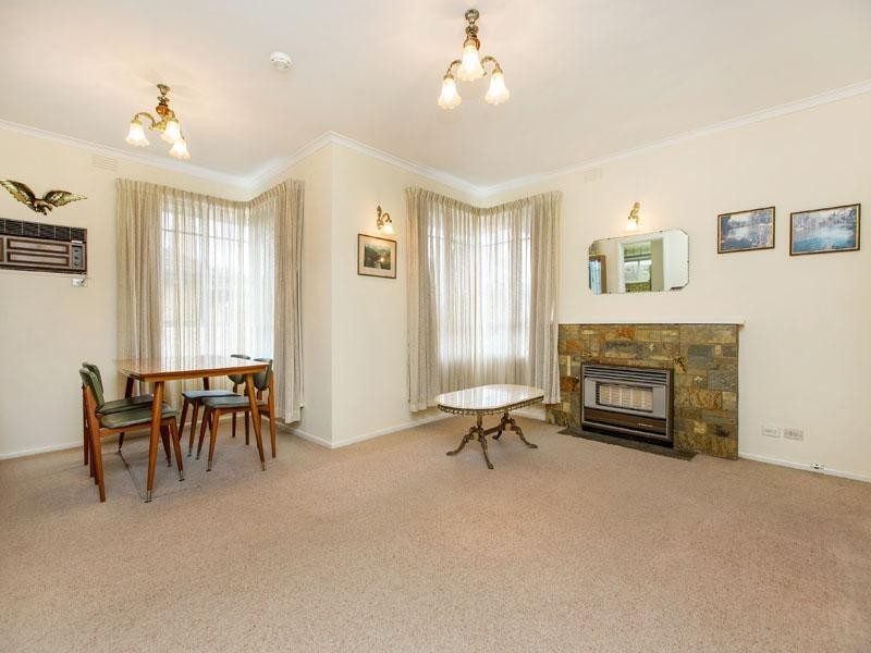 28 Rosewarne Avenue, Cheltenham VIC 3192