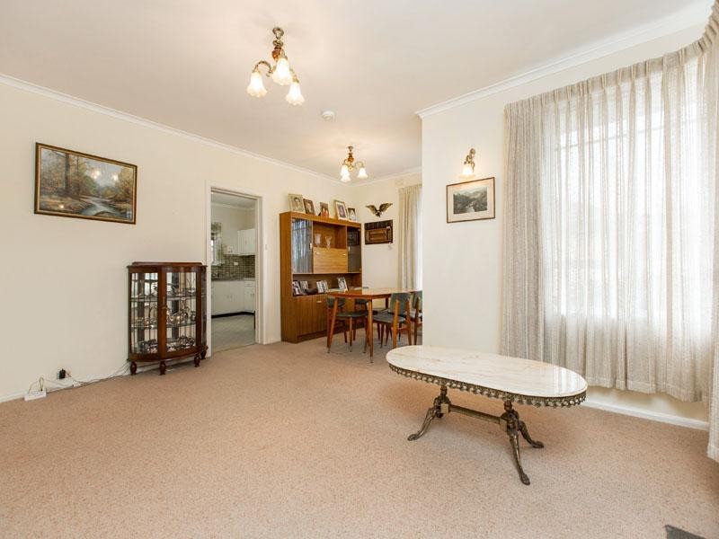 28 Rosewarne Avenue, Cheltenham VIC 3192