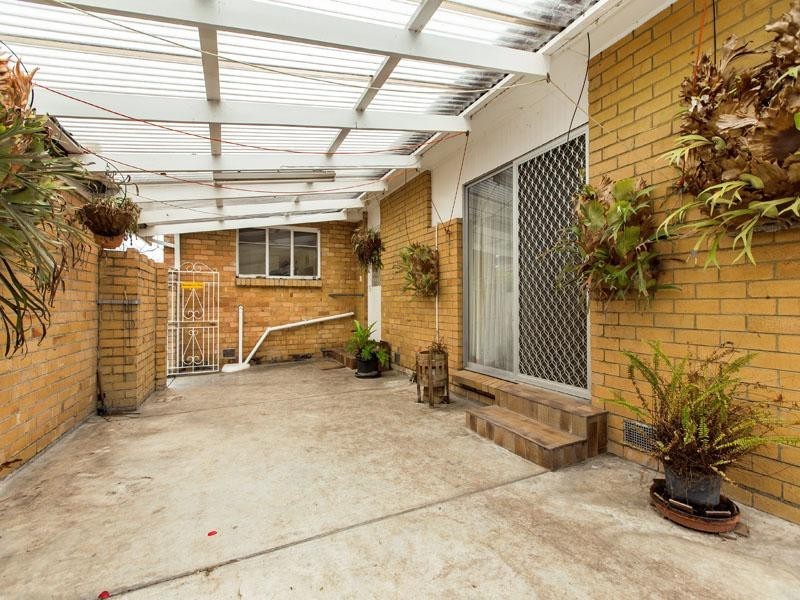 28 Rosewarne Avenue, Cheltenham VIC 3192