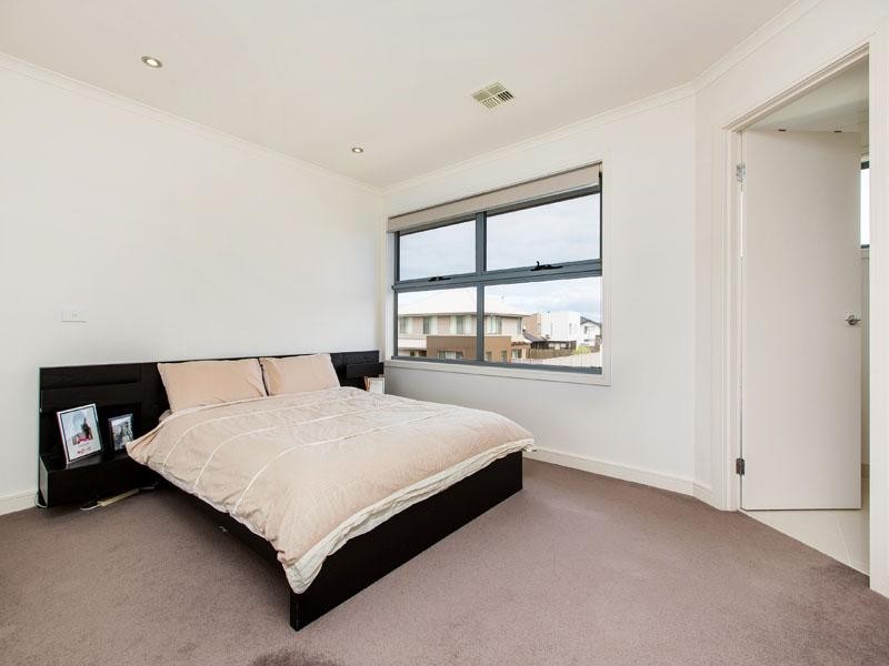 46 Dresden Drive, Waterways VIC 3195