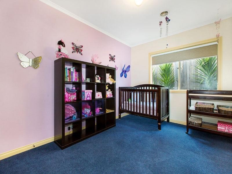 10 Aisha Crescent, Dingley Village VIC 3172