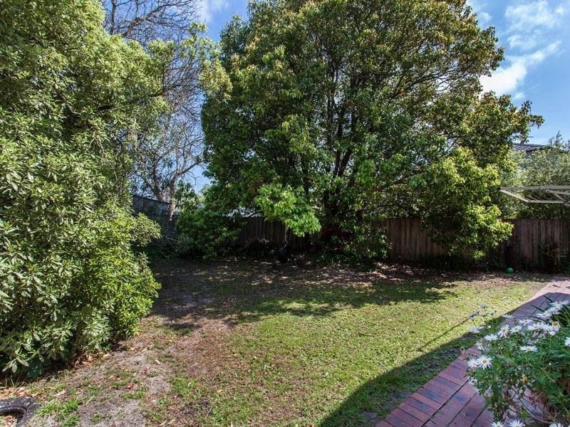 10 St Cuthberts Avenue, Dingley Village VIC 3172