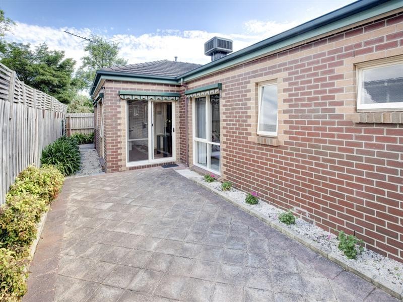 18B Argus Street, Cheltenham VIC 3192