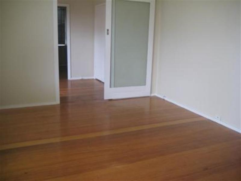 70 Bernard Street, Cheltenham VIC 3192