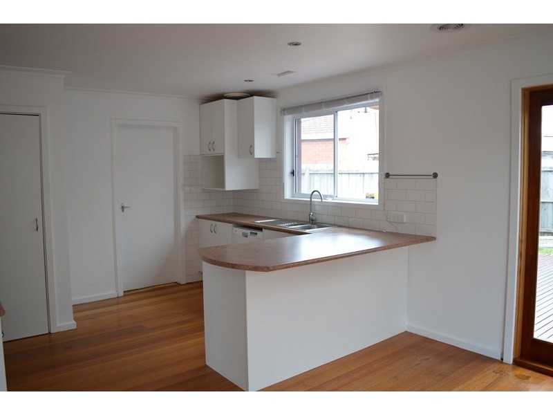 5 Cronin Court, Cheltenham VIC 3192