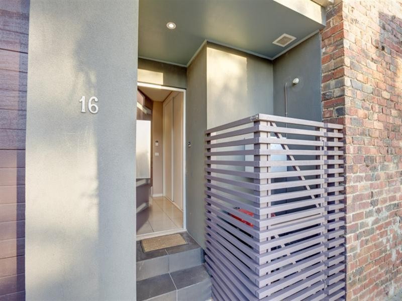 16 Ward Street, Cheltenham VIC 3192