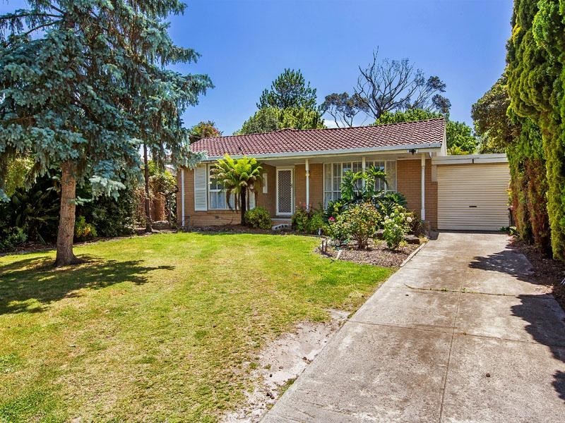 4 Shannon Court, Dingley Village VIC 3172