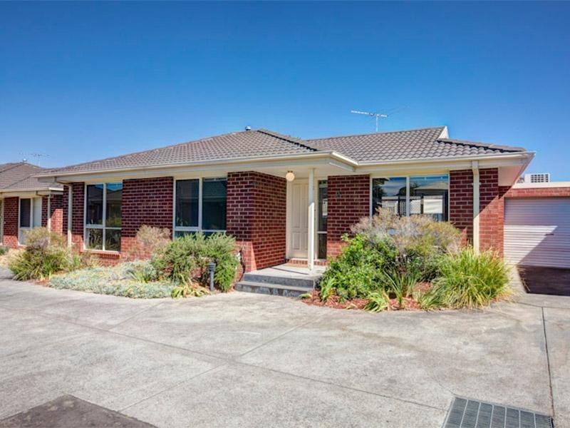 2/94-96 Chute Street, Mordialloc VIC 3195