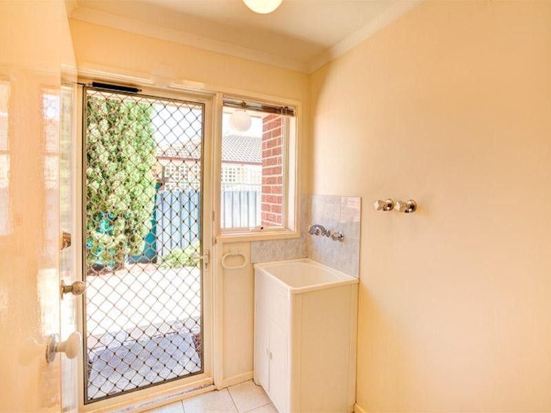 2/94-96 Chute Street, Mordialloc VIC 3195