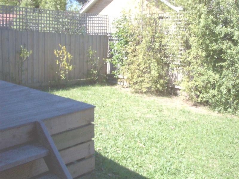 2A Walker Grove, Cheltenham VIC 3192