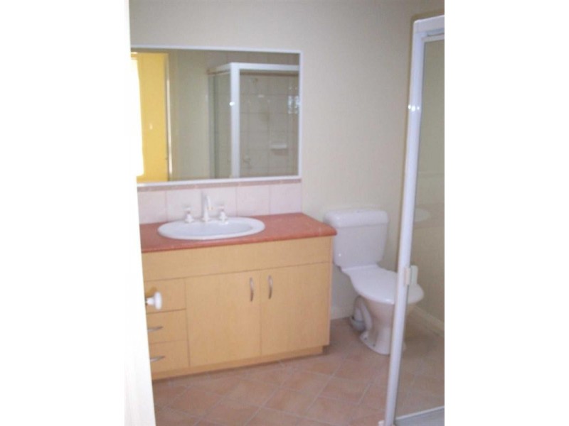 2A Walker Grove, Cheltenham VIC 3192