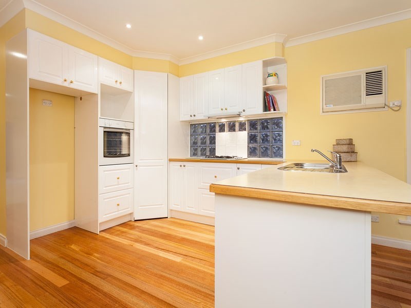 8 Jarrahdale Street, Cheltenham VIC 3192