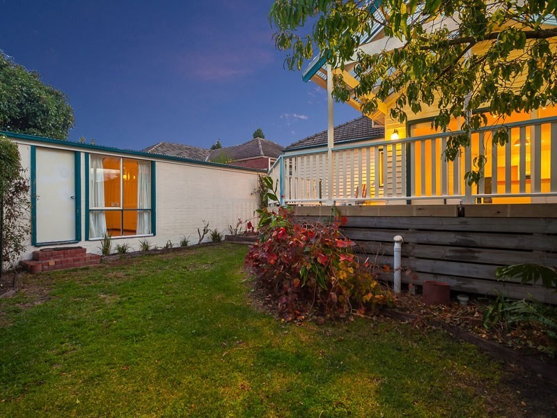 8 Jarrahdale Street, Cheltenham VIC 3192