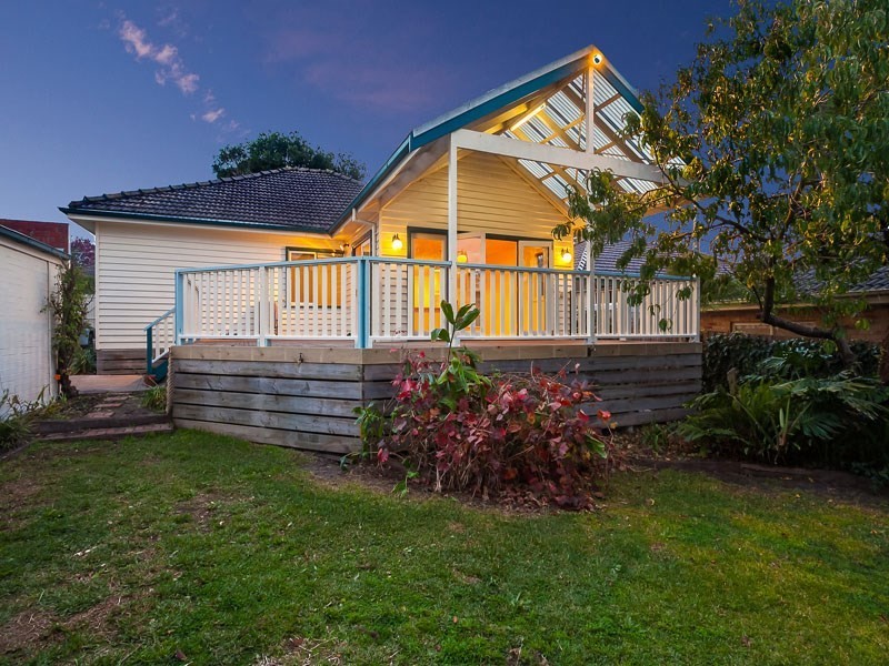 8 Jarrahdale Street, Cheltenham VIC 3192