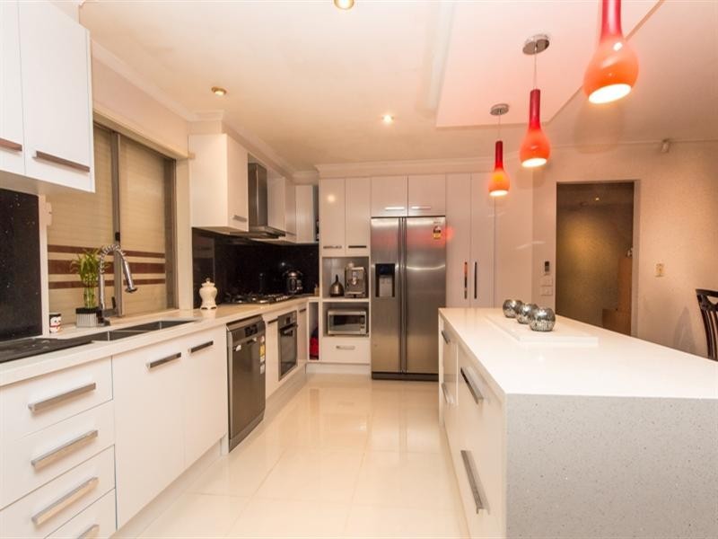 217 Warrigal Road, Cheltenham VIC 3192