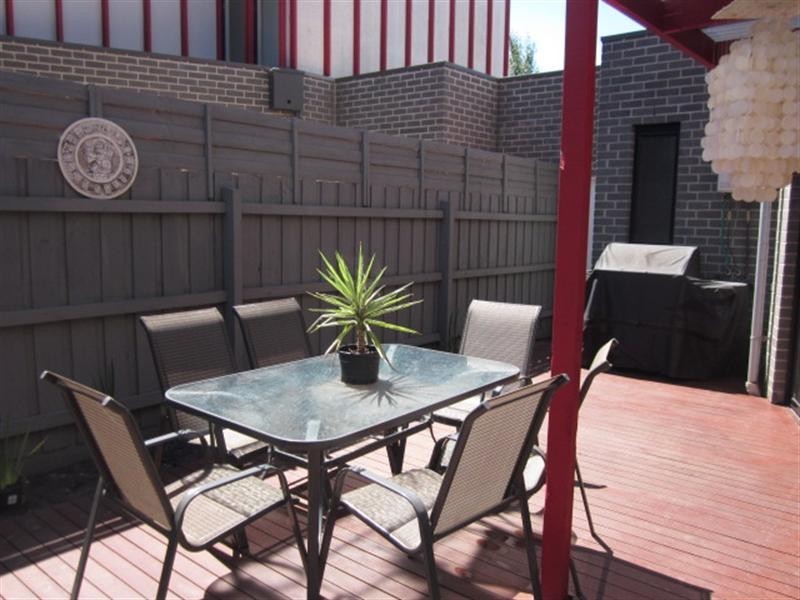 15/28-30 Olive Grove, Mentone VIC 3194