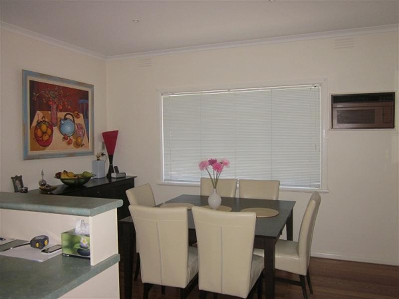 11 Pauline Avenue, Dingley Village VIC 3172