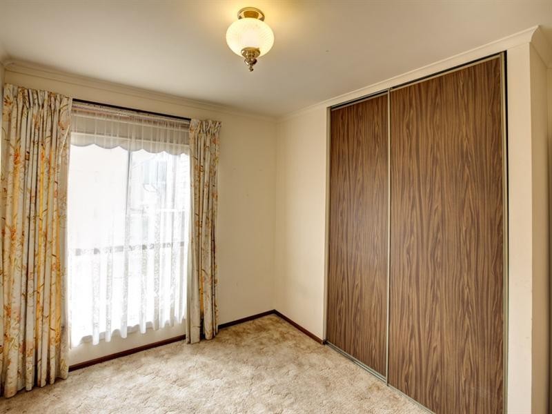 13 Everest Drive, Cheltenham VIC 3192