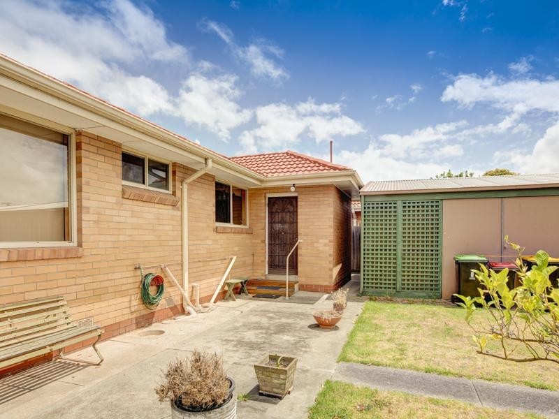9 Hartwell Place, Cheltenham VIC 3192