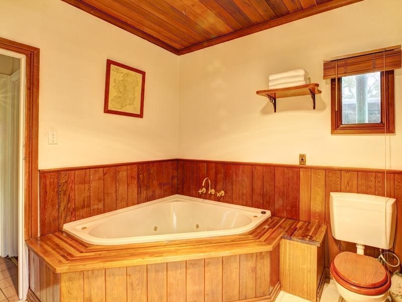 5 Friendship Square, Cheltenham VIC 3192