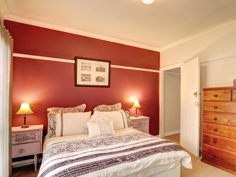 5 Friendship Square, Cheltenham VIC 3192