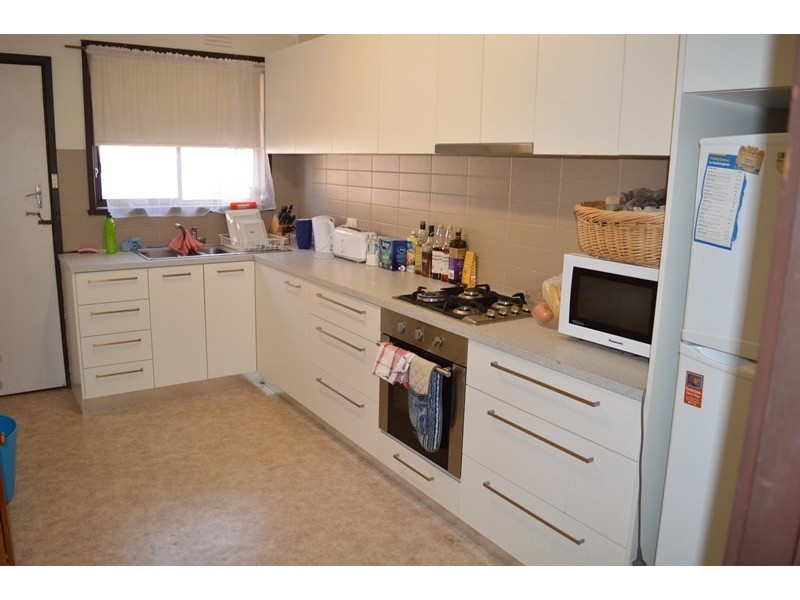 2/7 Barker Street, Cheltenham VIC 3192