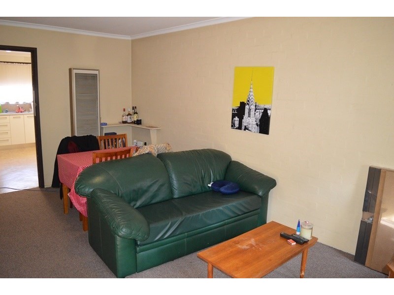 2/7 Barker Street, Cheltenham VIC 3192