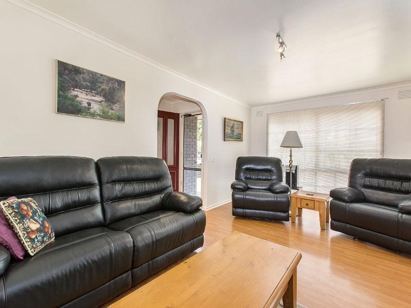 3 Hazelwood Close, Dingley Village VIC 3172