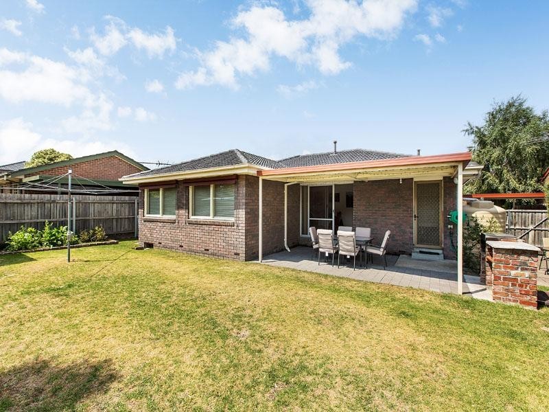 3 Hazelwood Close, Dingley Village VIC 3172