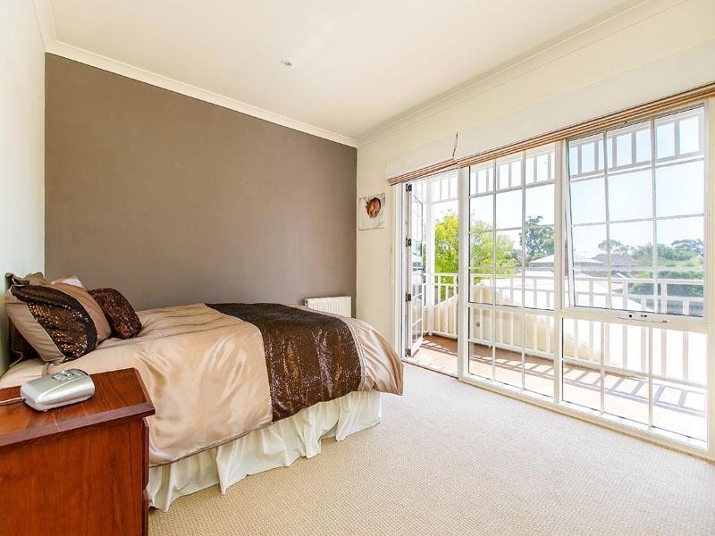 39 Higgins Close, Dingley Village VIC 3172